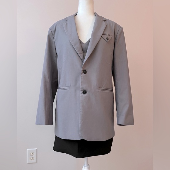 boa. Grey Work Blazer with Tonal Belt - Picture 7 of 8